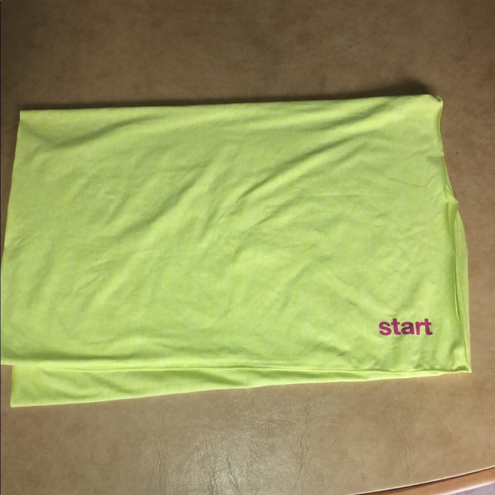 Oiselle Scarf